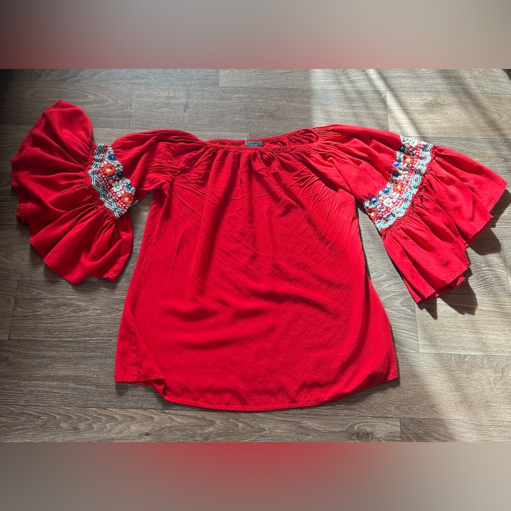 Turquoise Haven Red Flare Sleeve Shirt Small